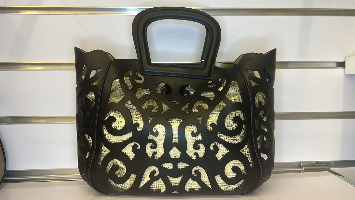 Borsa nera traforata