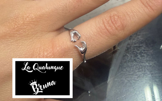 Anello mani a cuore