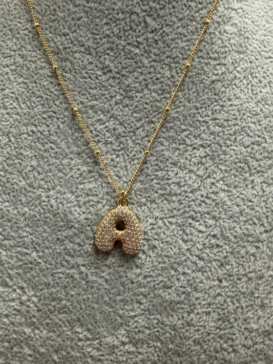 Collana con lettera
