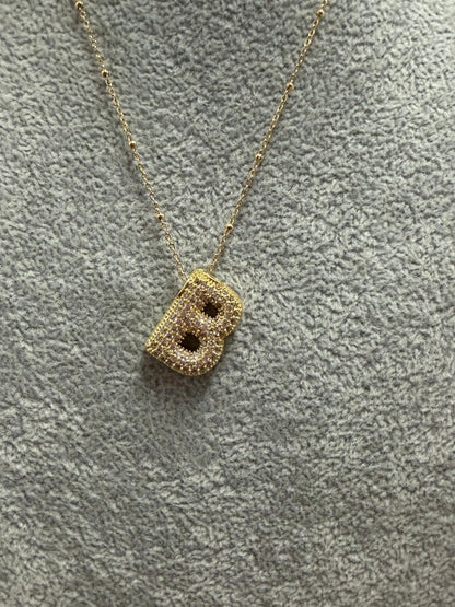 Collana con lettera