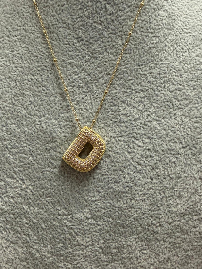 Collana con lettera
