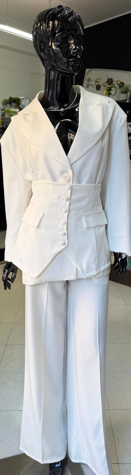 Completo con corpetto