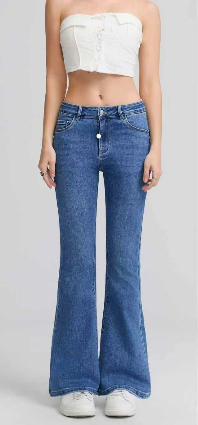 jeans curvy a zampa