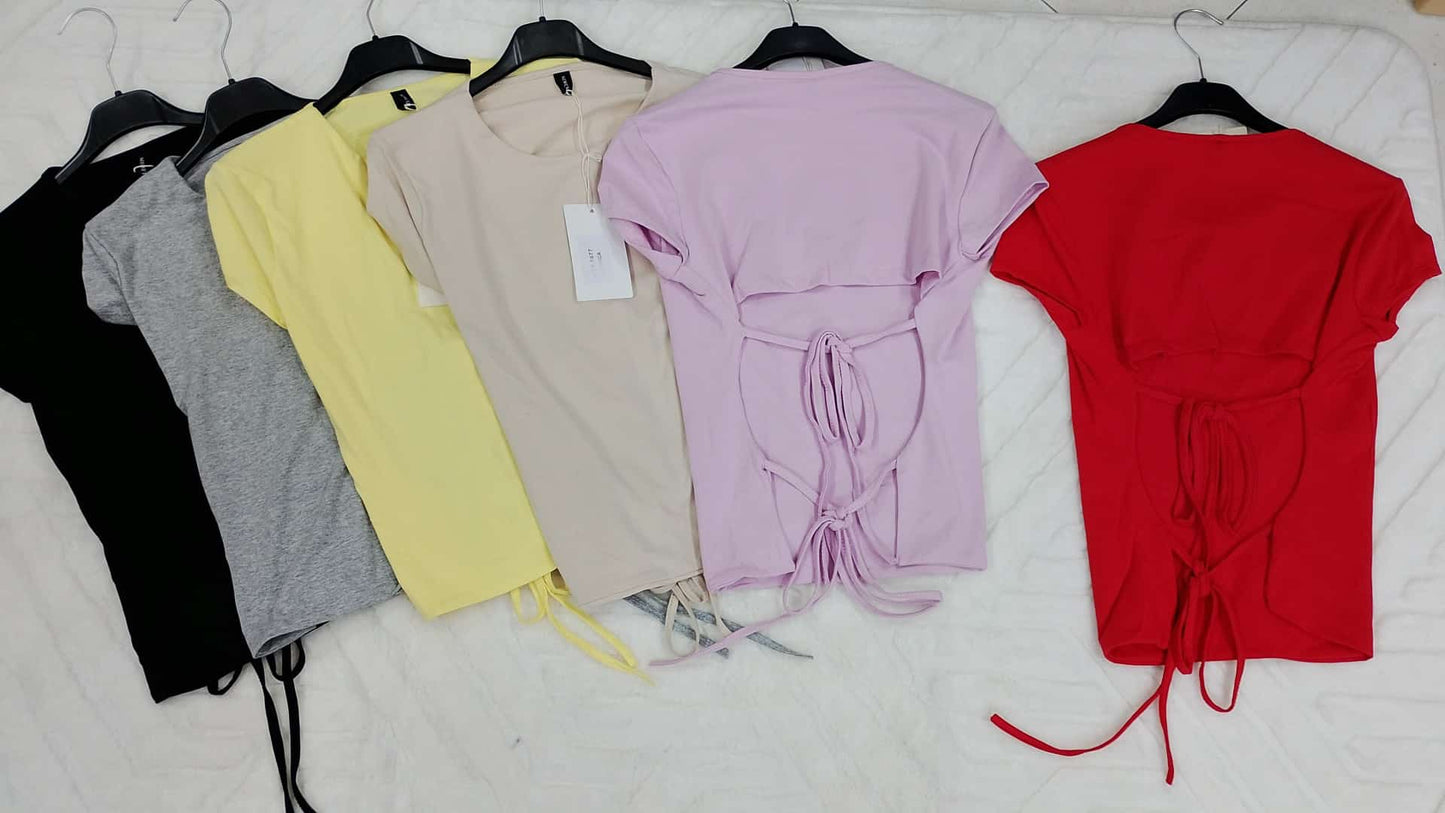 Maglia con schiena aperta